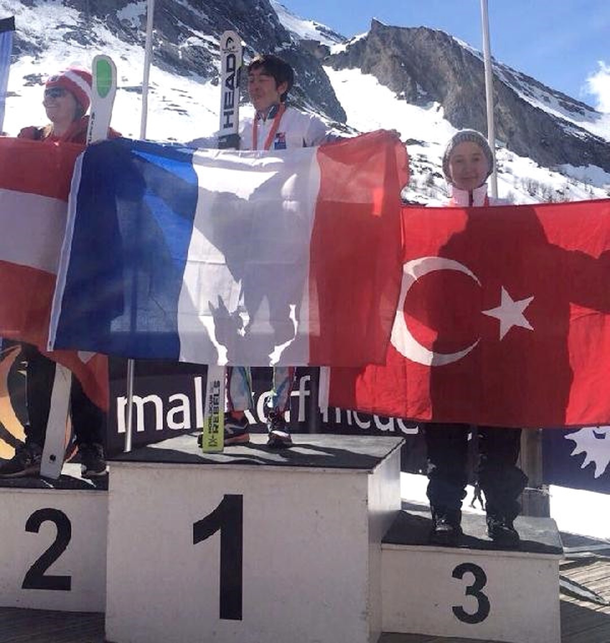 Özel Sporcularda Ayşe Kadir Yavuz Kayakta Dünya Üçüncüsü Oldu