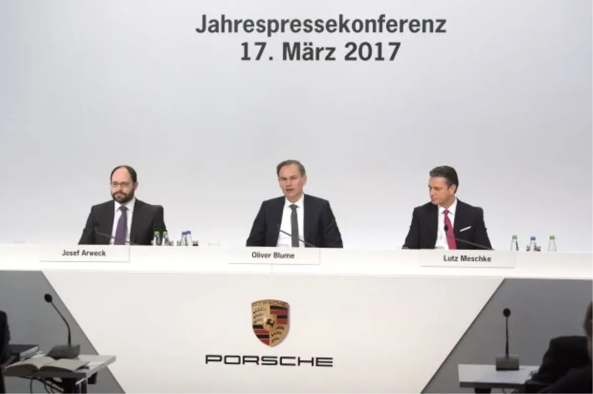 Porsche\'nin 2016 Karnesi, 237 Bin Adet Otomobil Satarak Rekor Kırdı