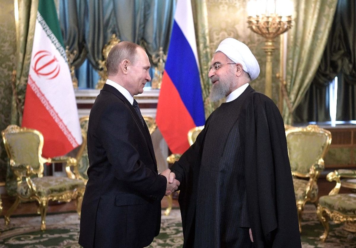 Putin ve Ruhani Bir Araya Geldi