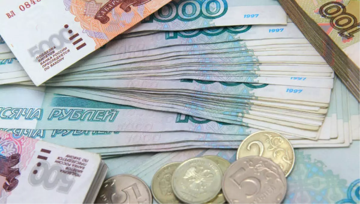 Rusya\'da Kapatılan 9 Banka, 57 Milyar Ruble "Saklamış"