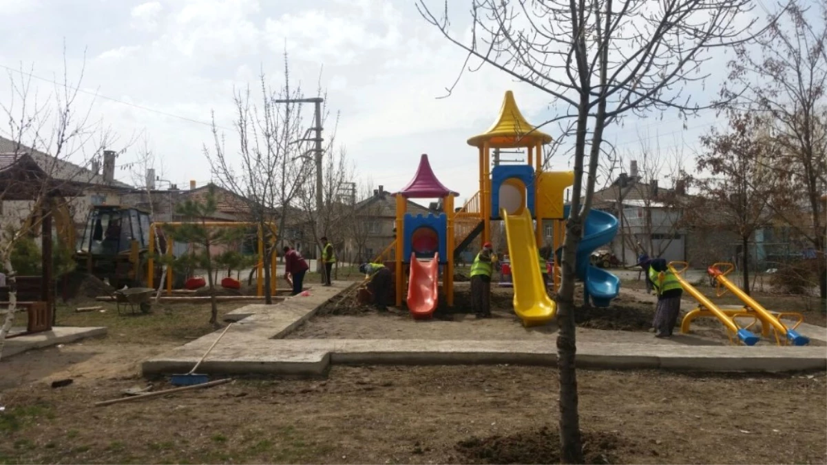 Seydişehir\'e Yeni Çocuk Oyun Parkları Yapıldı