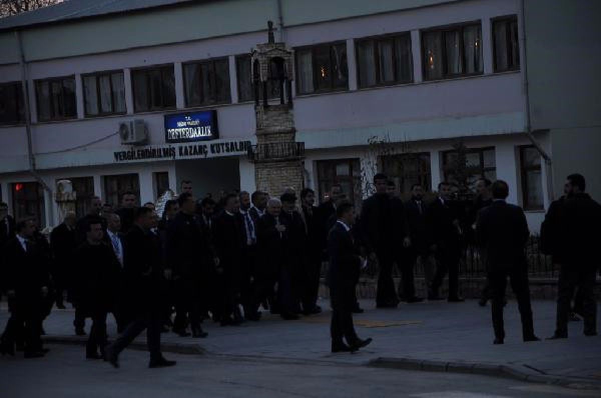 Yıldırım\'dan Kılıçdaroğlu\'na: Önce \'Evet\' Oyu Verenler Haindir Cümlesinin Hesabını Ver (3)