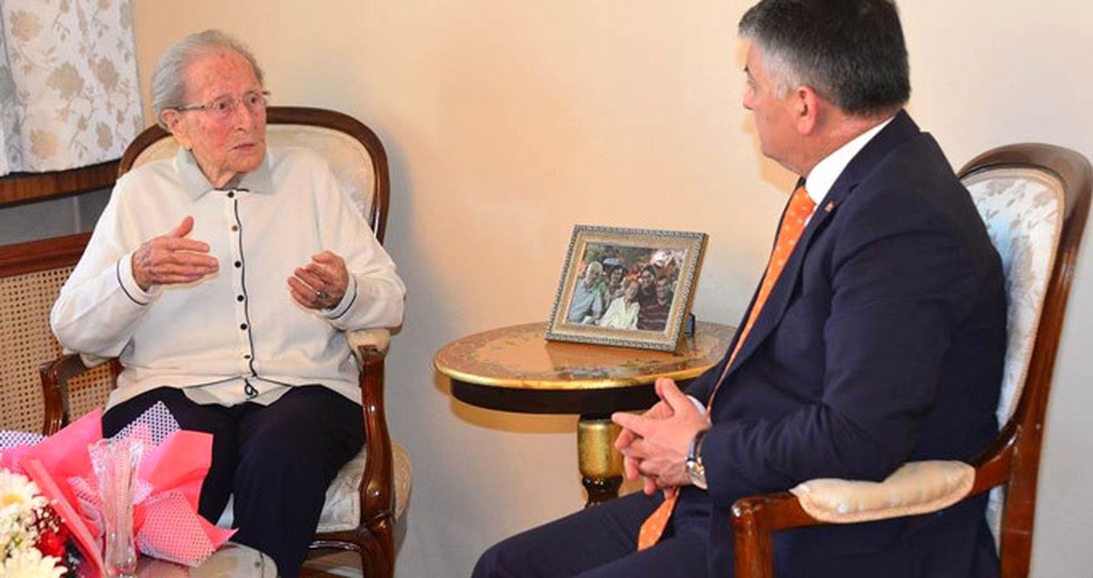 103 Yaşındaki Emekli Öğretmen, Cumhuriyet Tarihine Birebir Tanık Oldu