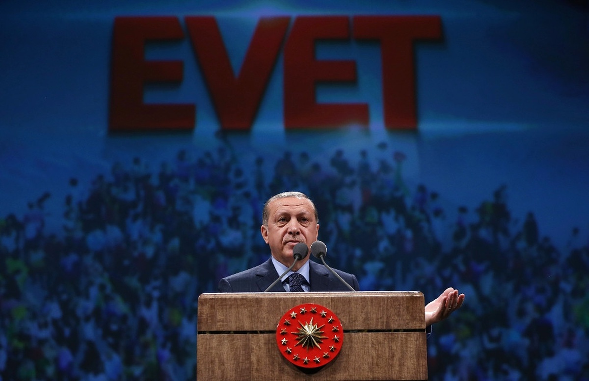 25 Günlük Hükümetlerle Istikrar Olmaz"