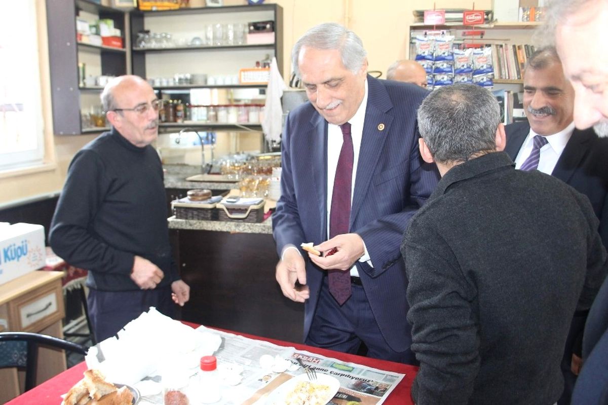 Ak Partili Demirkıran\'dan Referandum Çalışması