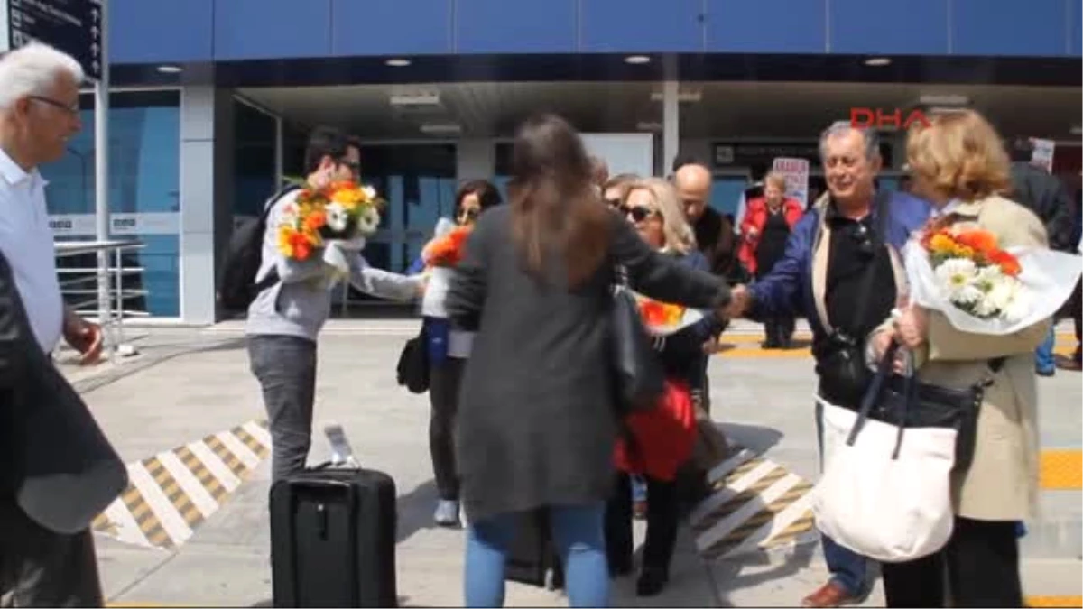 Antalya Indirimli Tatil Protokolu Sonrası Ilk Emekli Kafilesi Alanya\'ya Geldi