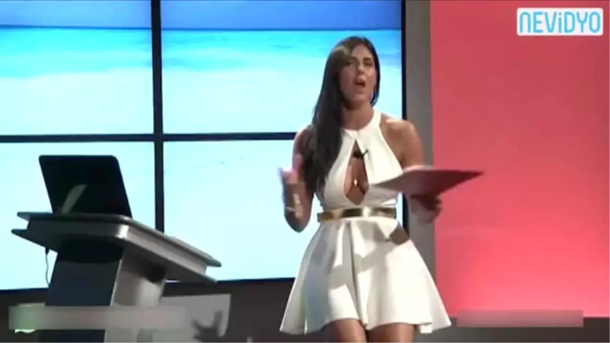 Canlı Yayında Kendi Eliyle Frikik Verdi!