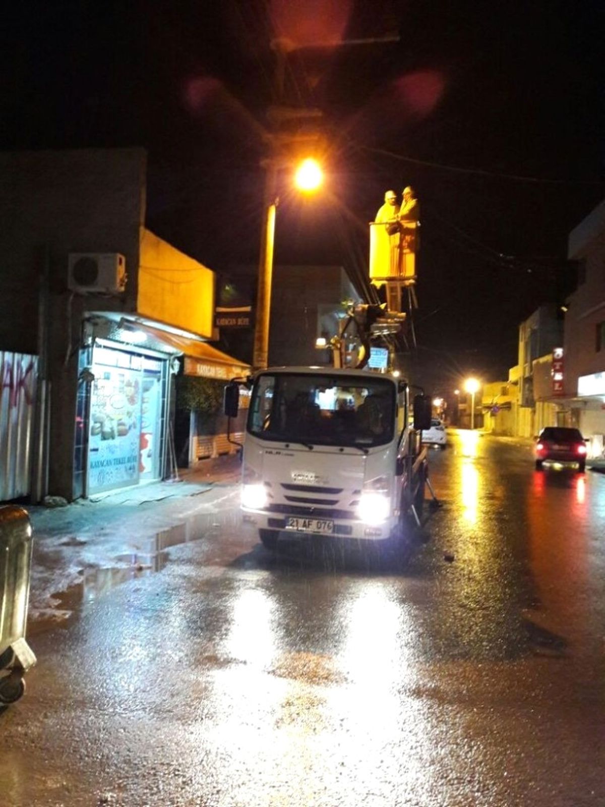 Ceylanpınar\'da Aydınlatma Çalışması