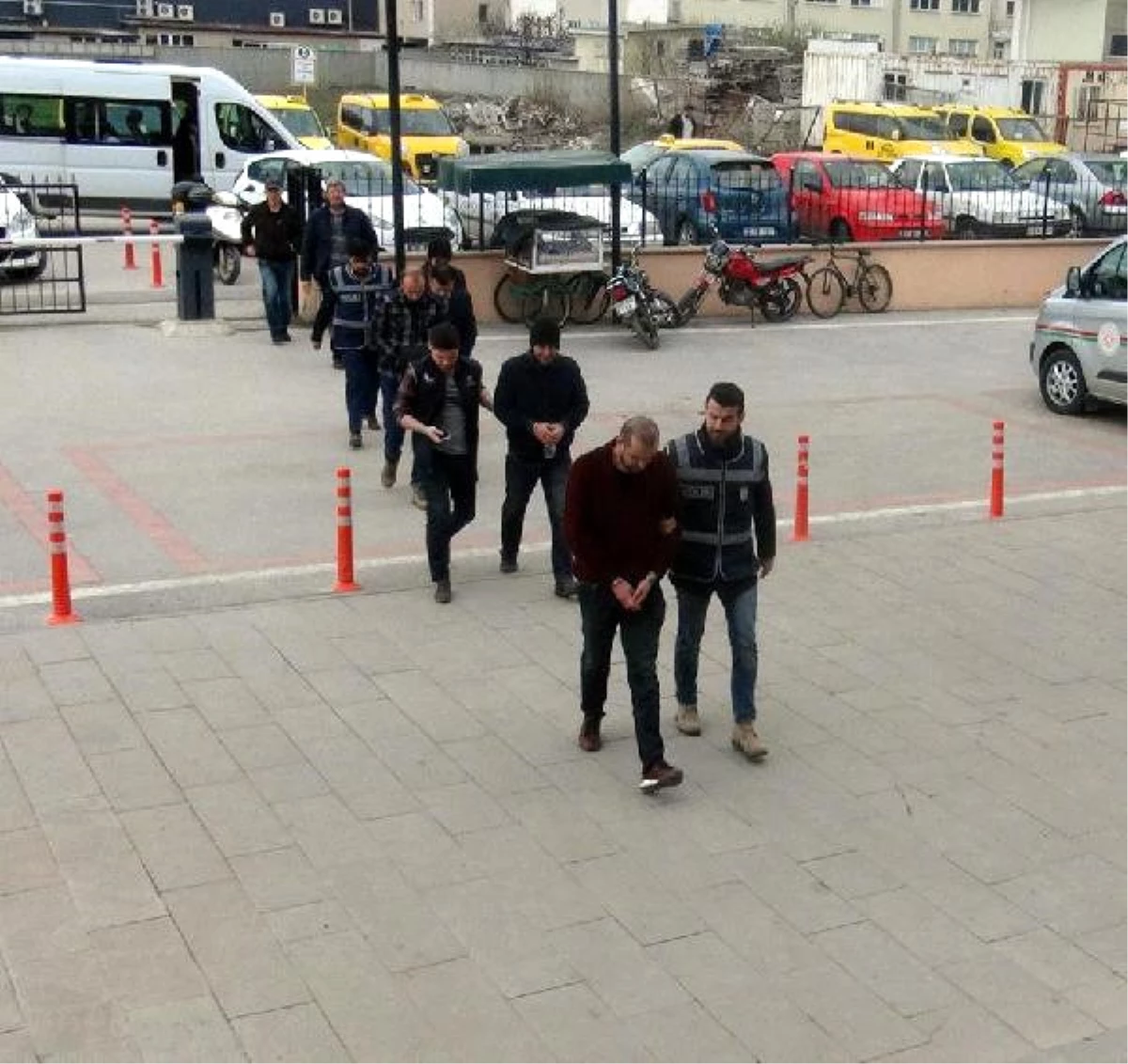 Edirne Merkezli Fetö\'nün \'Subay\' Yapılanması Operasyonu: 16 Tutuklama