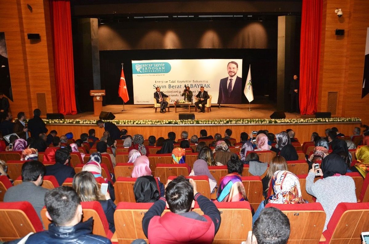 Enerji ve Tabii Kaynaklar Bakanı Albayrak Rize\'de