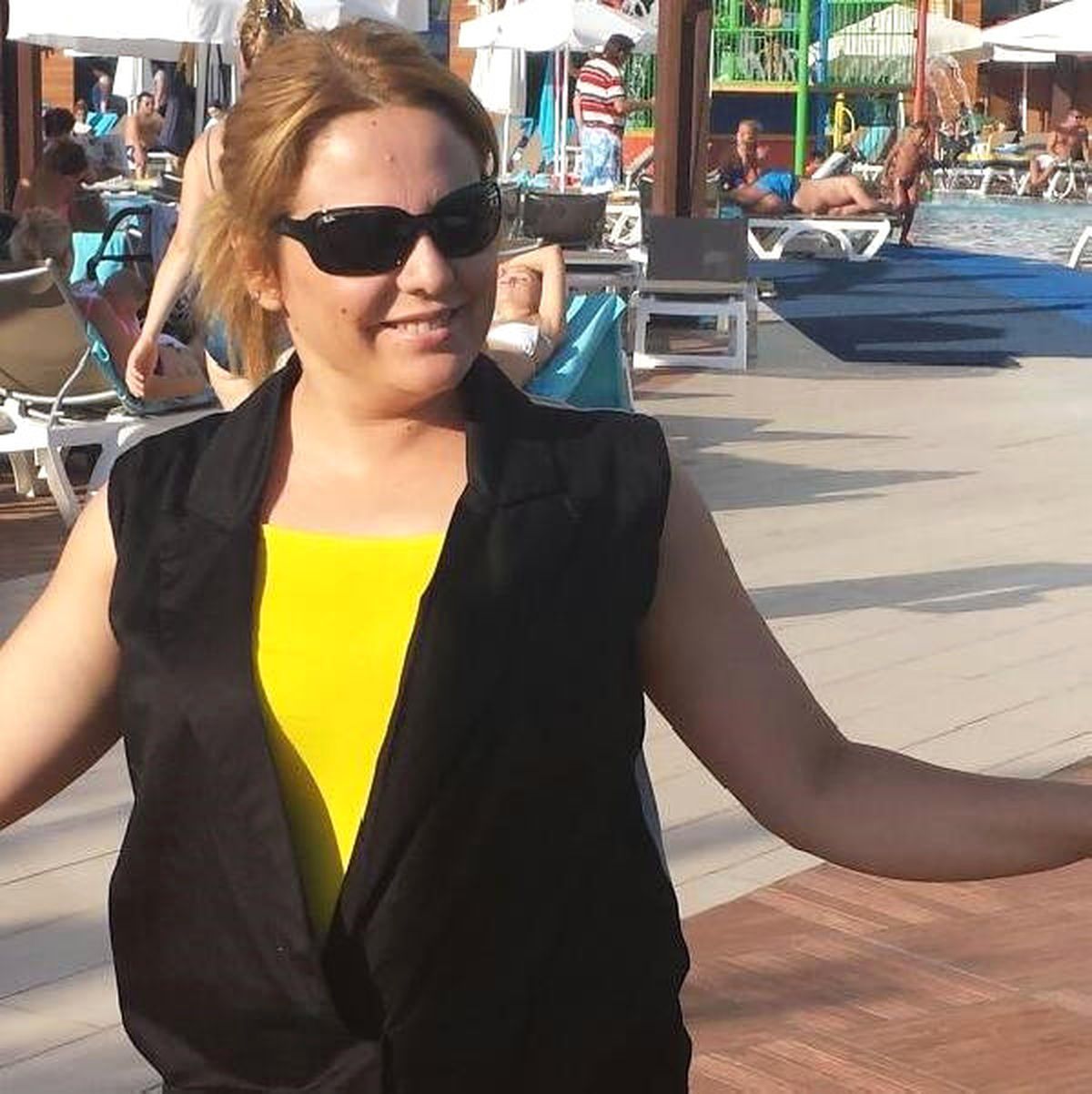 Eşinin Görevden Alınmasından Sorumlu Tuttuğu Doktoru Tabancayla Yaraladı, İntihar Etti