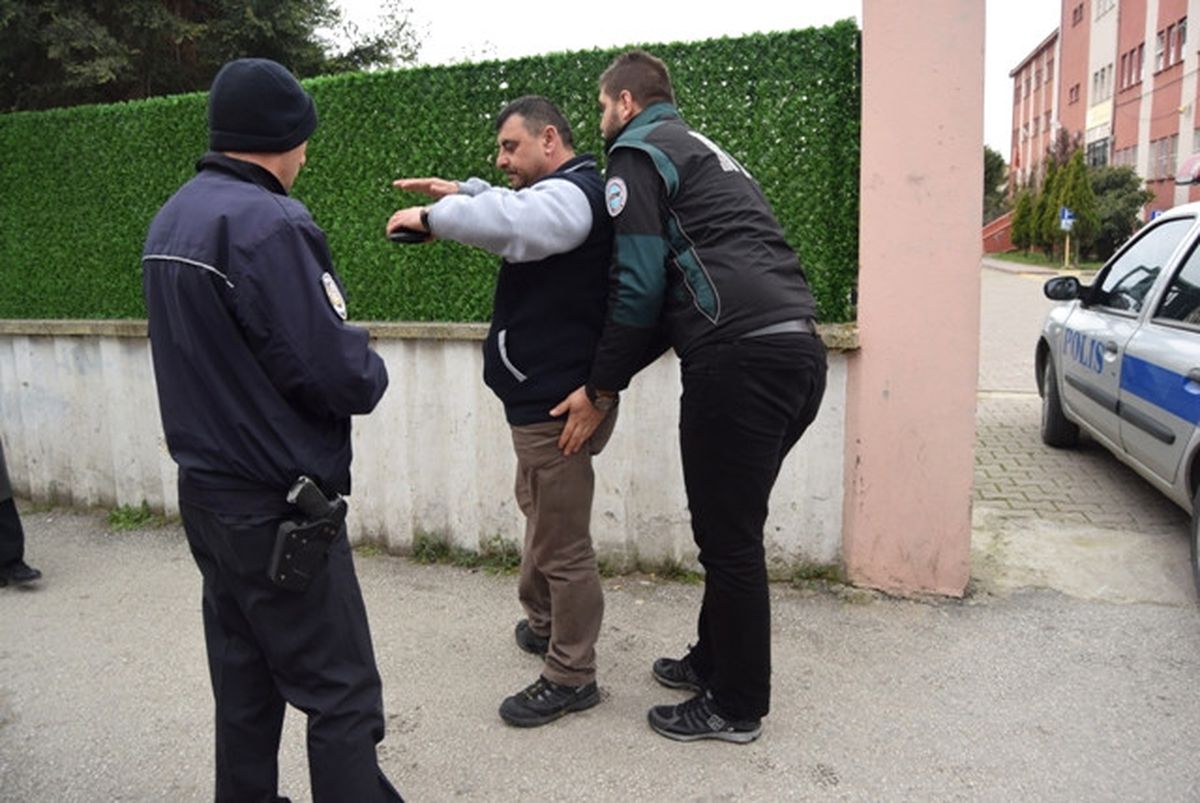 Eskişehir Polisi, Okul Çevrelerini Denetledi