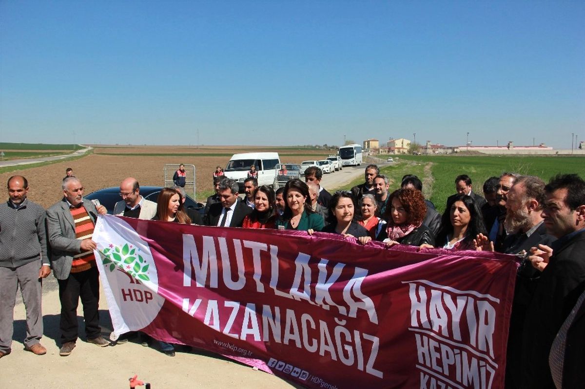 Hdp\'nin \'Hayır\' Kampanyasının İkinci Etabı Başladı
