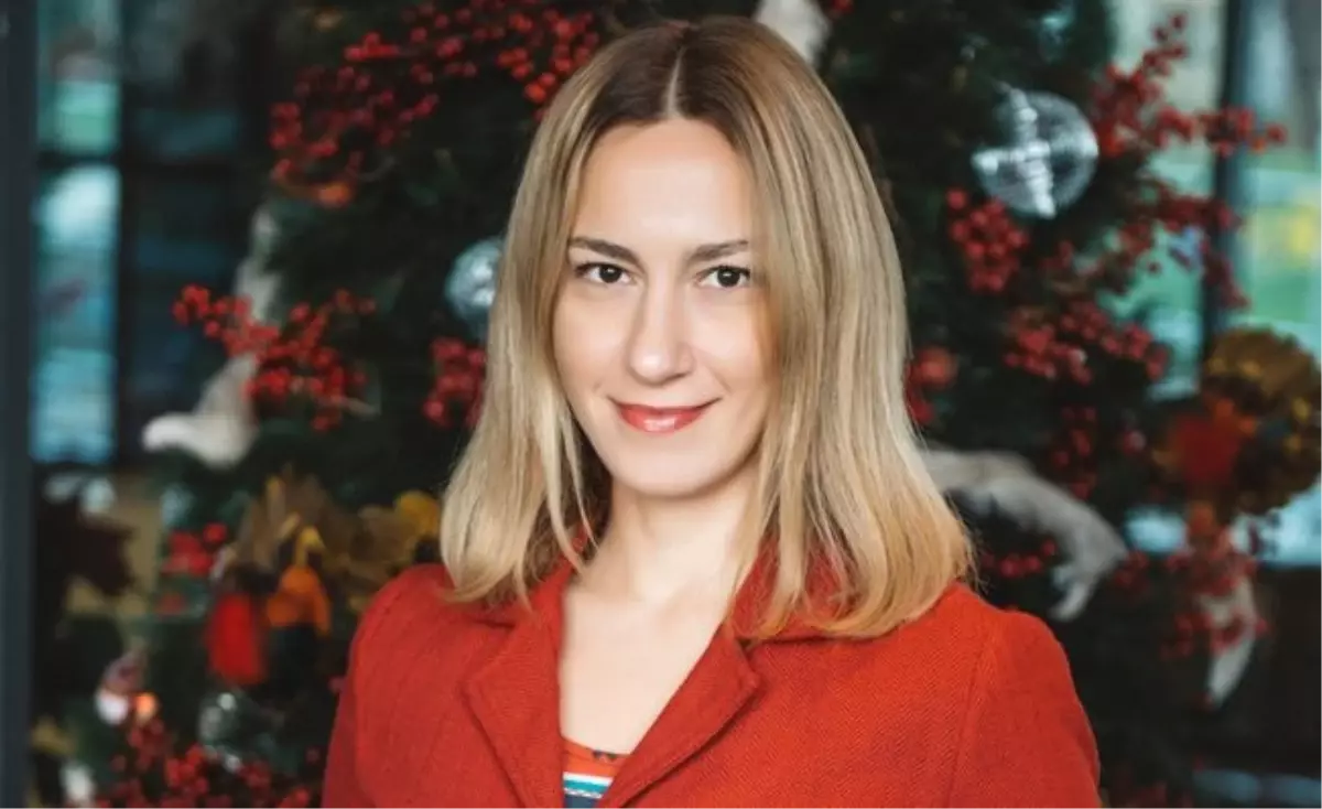 Hürriyet Yazarı Melike Karakartal Evinde Saldırıya Uğradı