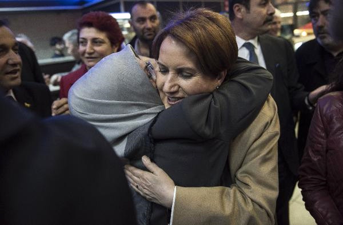 Meral Akşener: Bir Tek Adamın Cumhuriyet Rejimini Değiştirmeye Gücü Yetmeyecek