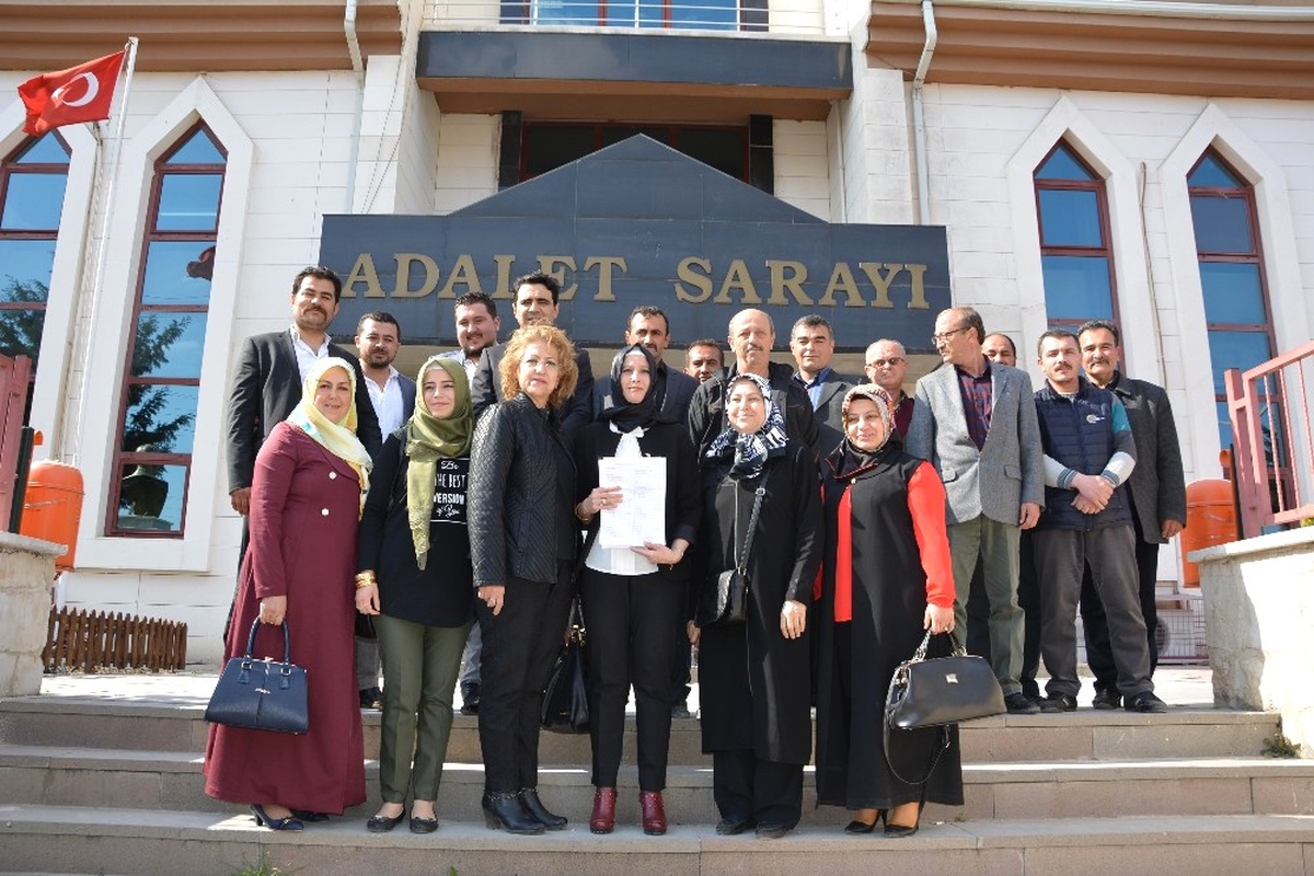 MHP\'li Karakoyun, Mazbatasını Aldı