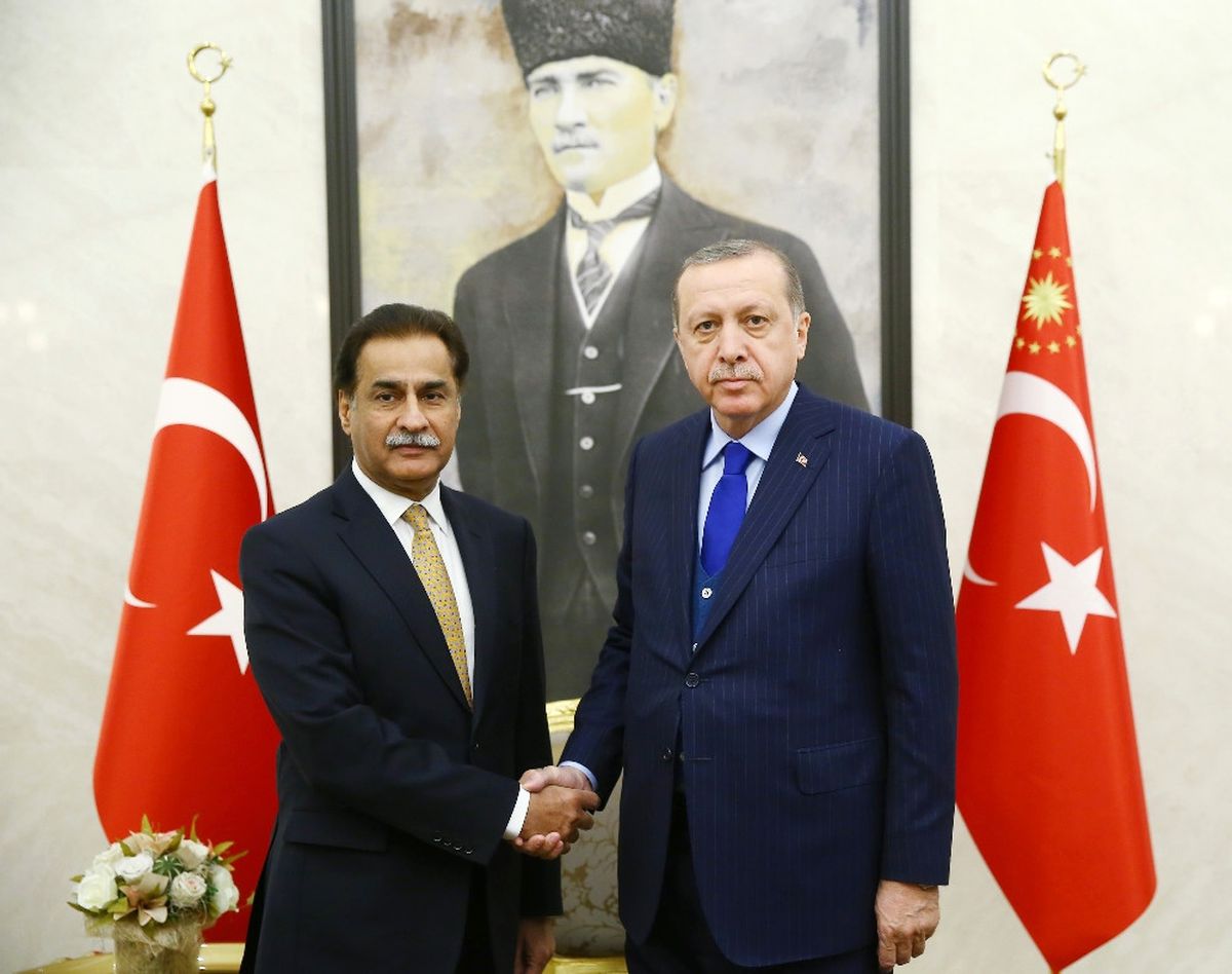 Pakistan Meclis Başkanı\'nı Kabul Etti
