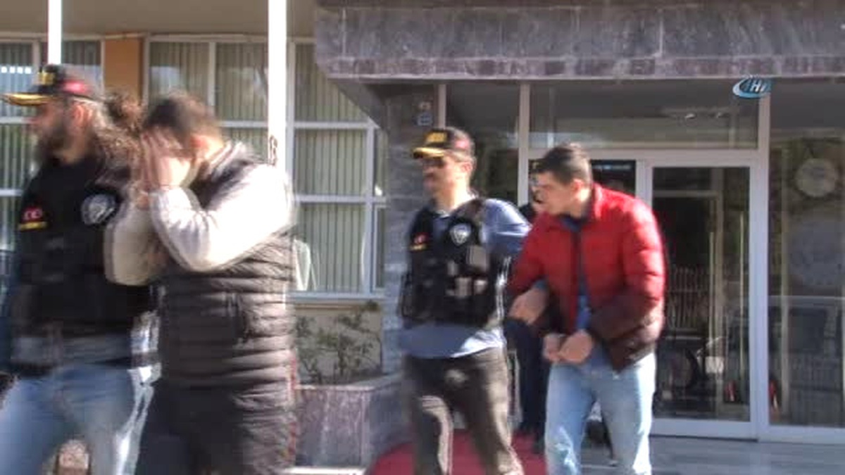 Uyuşturucu Operasyonunda Gözaltına Alınan 19 Kişi Adliyede (2)