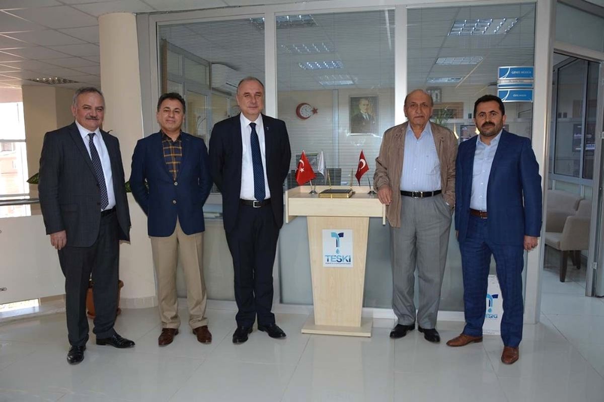 Vakıflar Eski Genel Müdürü Ünver\'den Genel Müdür Başa\'ya Ziyaret