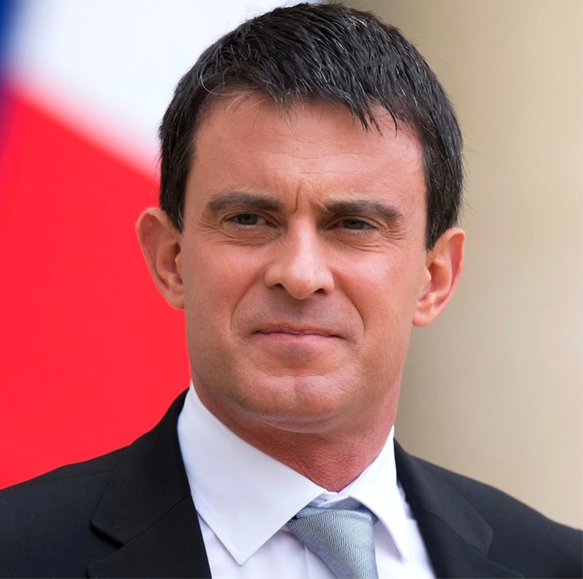 Valls\'ın Oyu Macron\'a