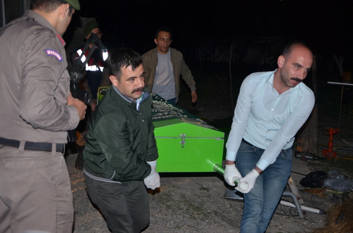 Adana\'da 5 Kişinin Öldüğü Silahlı Saldırı
