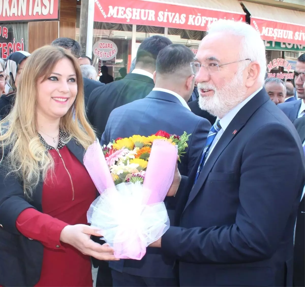 AK Parti Grup Başkanvekili Elitaş: " Mecliste Bu Anayasa İçin Çok Mücadele Ettik"