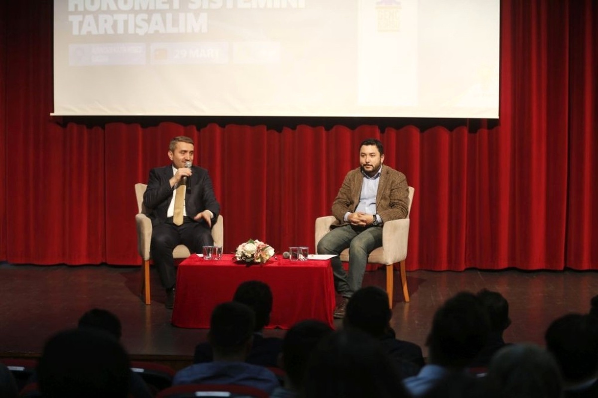 AK Parti İstanbul İl Başkanı Temurci: "Bizim Gelecekte Yetkiye Değil, Gençlerimize İhtiyacımız Var"