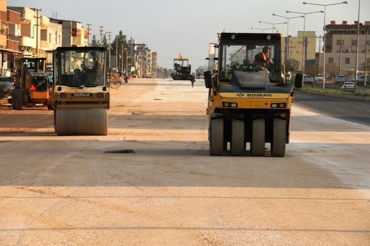 Akçakale\'de 112 Acil Servis Yolu Asfaltlanıyor