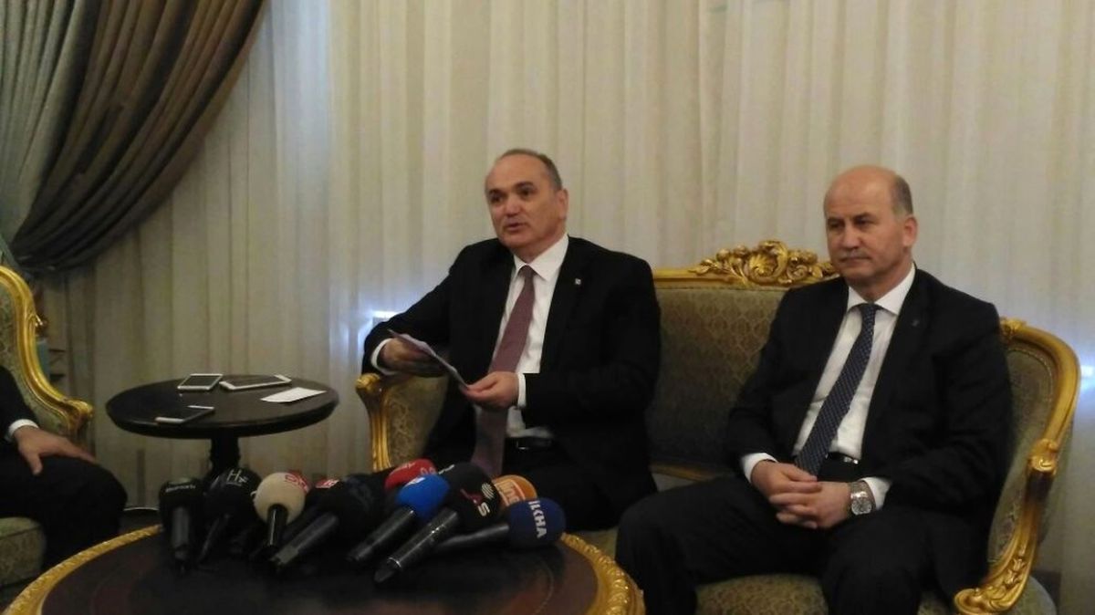 Bakan Özlü Genç Girişimcilere Müjdeyi Bursa\'dan Verdi