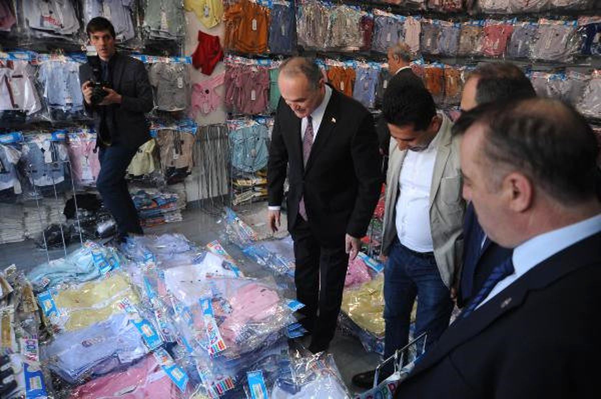 Bakan Özlü: Yalanlara ve Tezgahlara İnanmayın