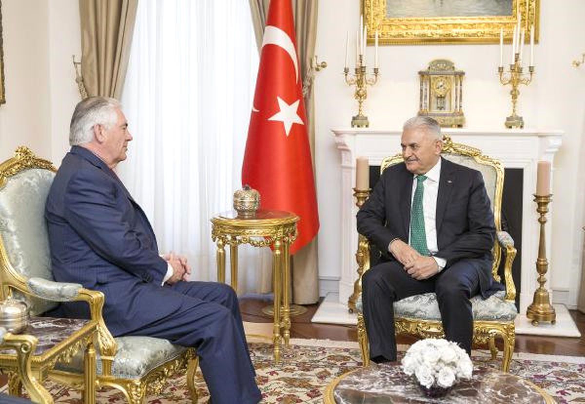 Başbakan Yıldırım, ABD Dışişleri Bakanı Rex Tillerson\'ı Kabul Etti (2)