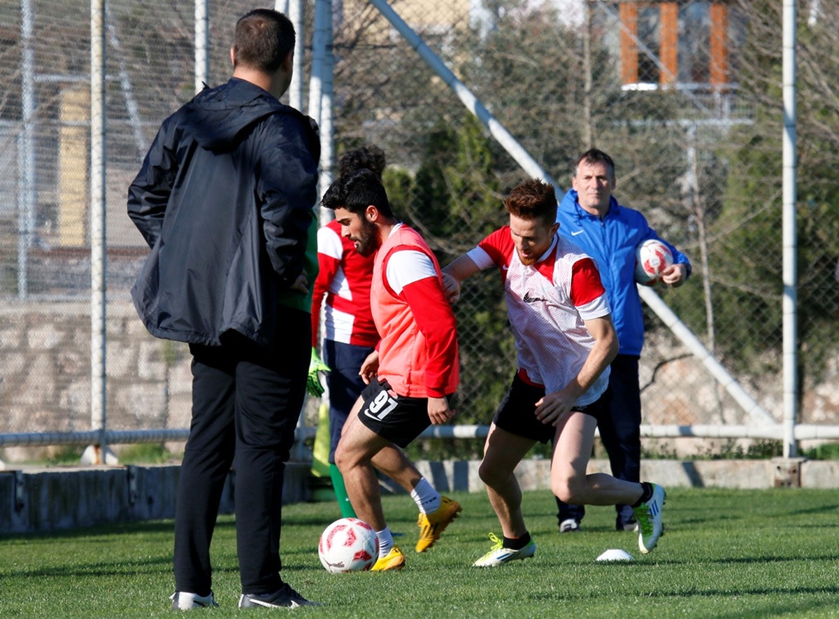 Birlikspor hücum çalıştı