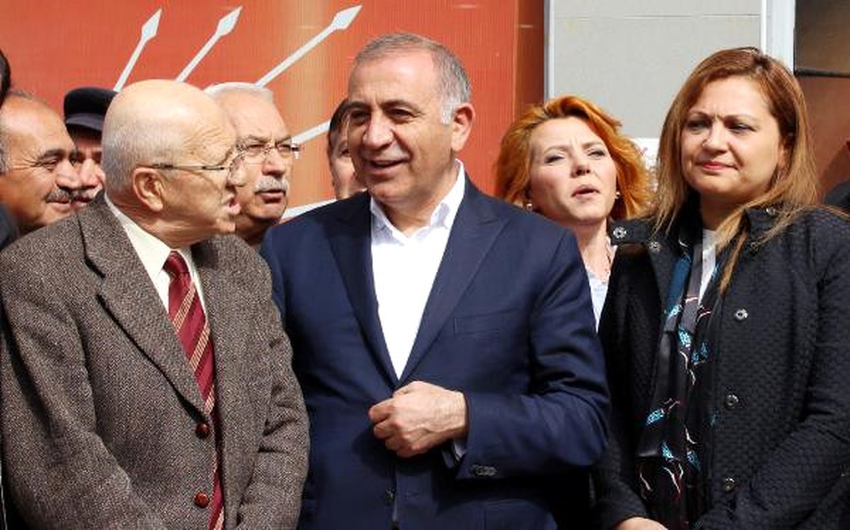 CHP\'li Tekin: Hayır Oyları Çok Yüksek Oranda