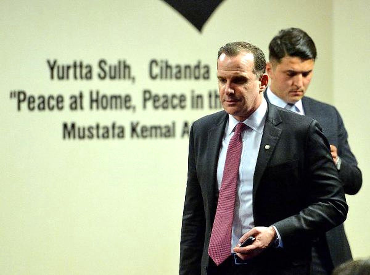 Dışişleri Bakanı Çavuşoğlu, ABD\'li Mevkidaşı Tillerson ile Görüştü (2)