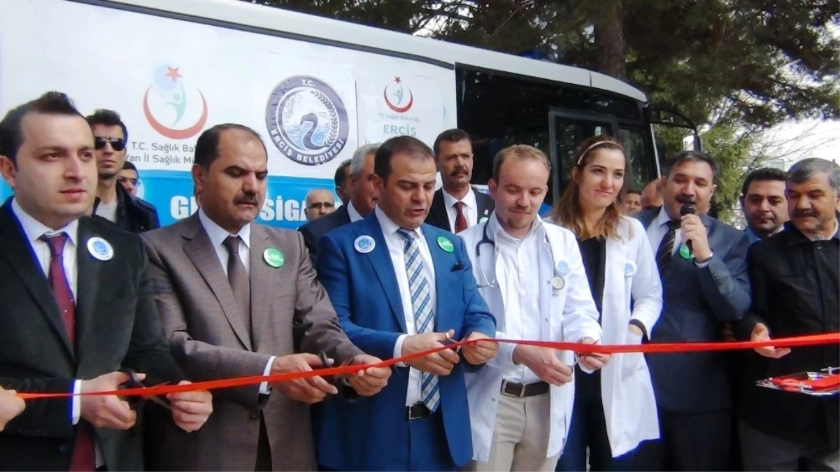 Erciş\'te "Mobil Sigara Bıraktırma Polikliniği" Açıldı