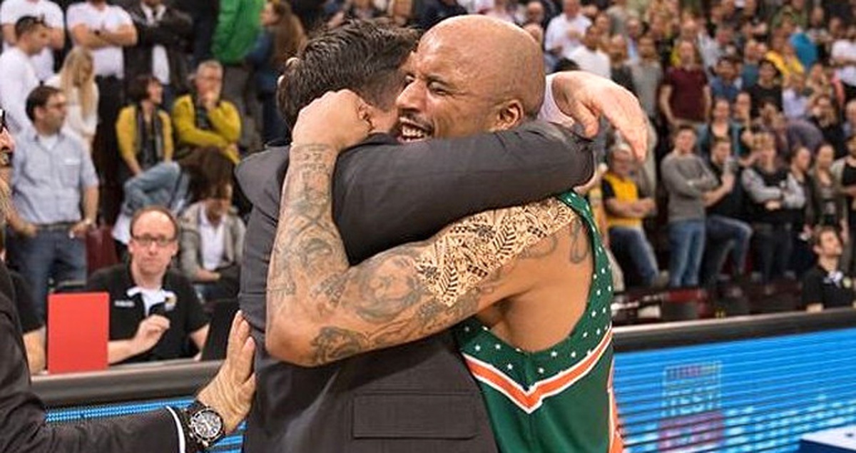 FIBA Şampiyonlar Ligi\'nde Banvit, Son Saniye Basketiyle Dörtlü Final\'e Yükseldi