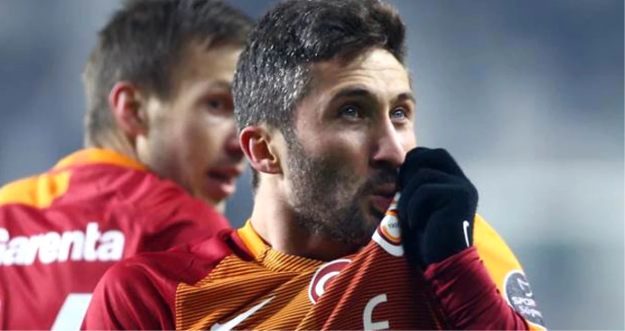 Galatasaray, Sabri Sarıoğlu\'nun Yerine Zoran Tosic\'i Düşünüyor