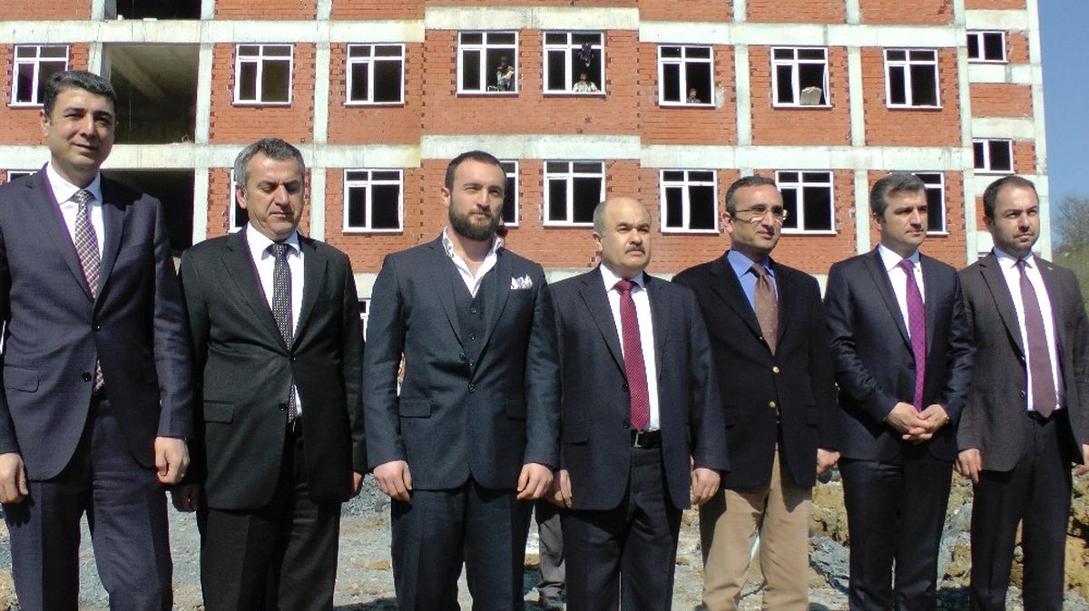 Hayırsever İş Adamından Akçakoca\'ya 5 Milyon Liralık İmam Hatip Lisesi