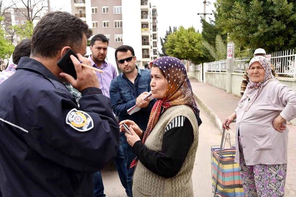 Hırsızdan Korkup Yanına Aldığı Parayı Kaptırdı