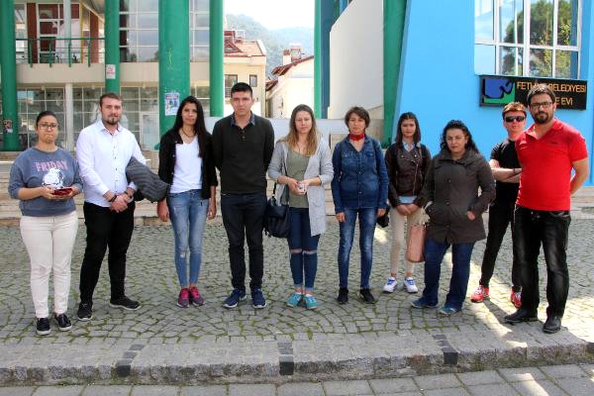İşten Çıkarılan İşçi Gözyaşlarını Tutamadı