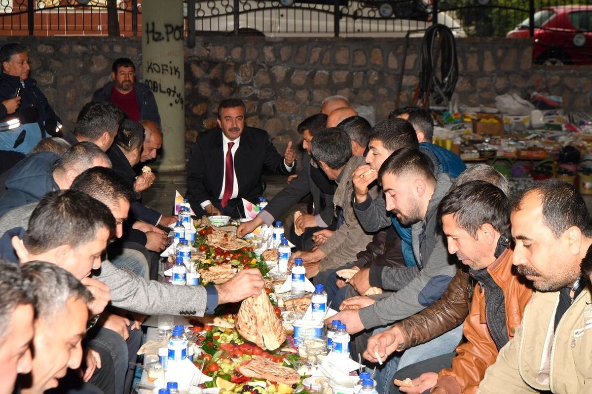 Pazar Servisi 4 Mevsim Sürecek