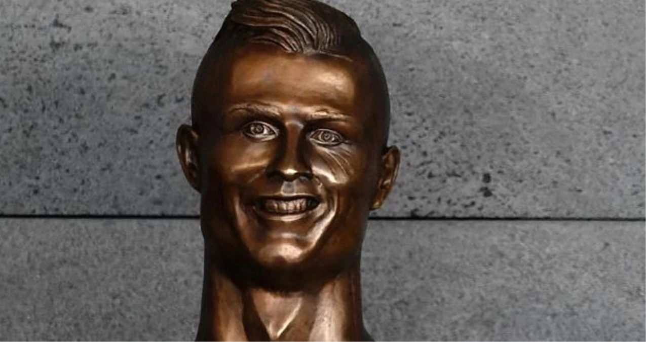 Ronaldo\'nun Büstünü Yapan Sanatçı: Ronaldo Yaptığım Şeyi Çok Beğendi