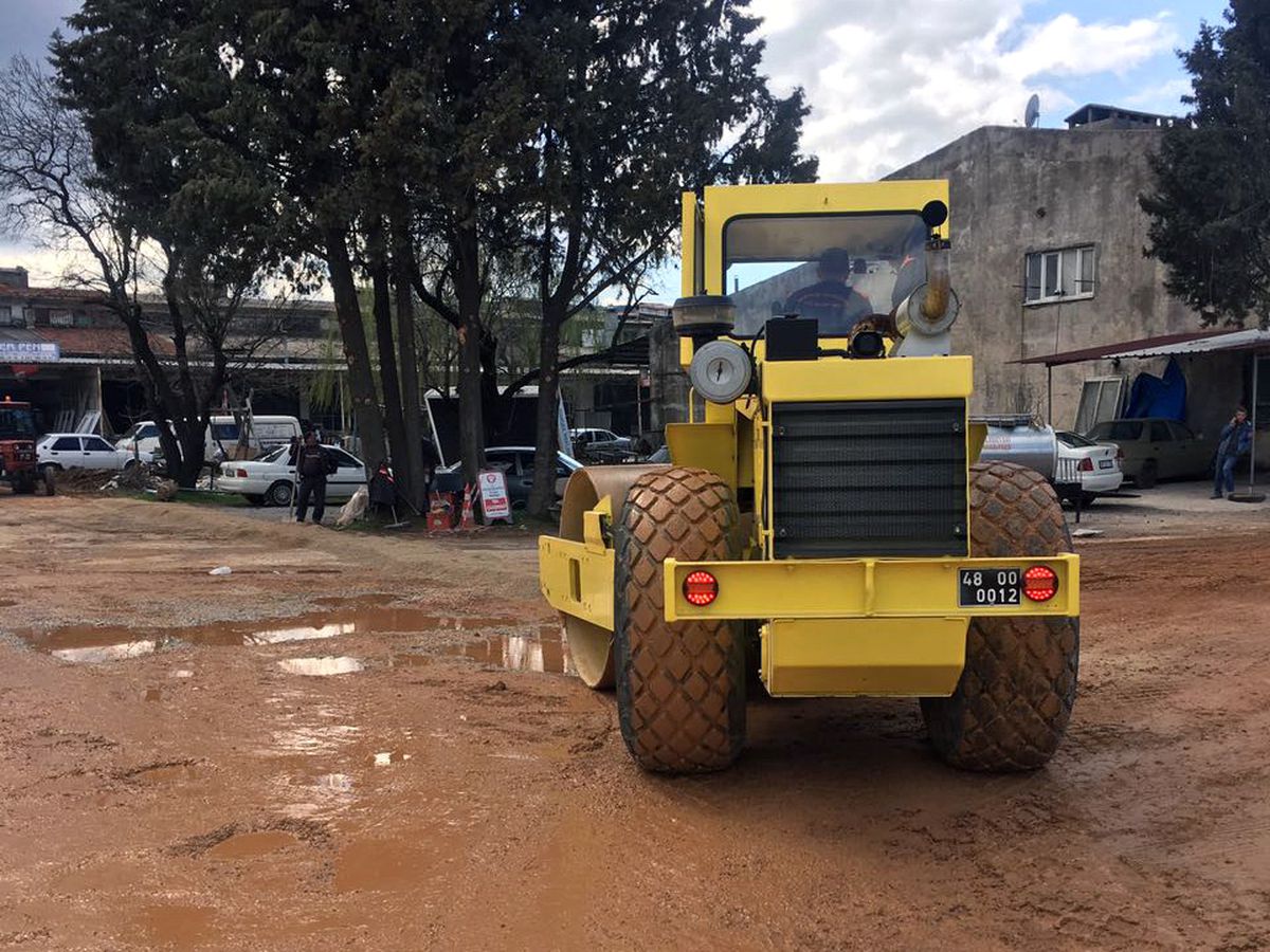 Sanayi Esnafından Pankartlı Teşekkür