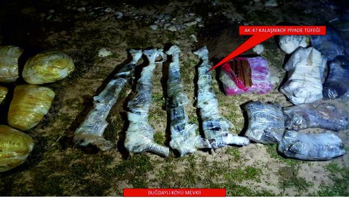 Silopi\'de PKK\'ya Ait Silah, Patlayıcı ve Mühimmat Ele Geçirildi