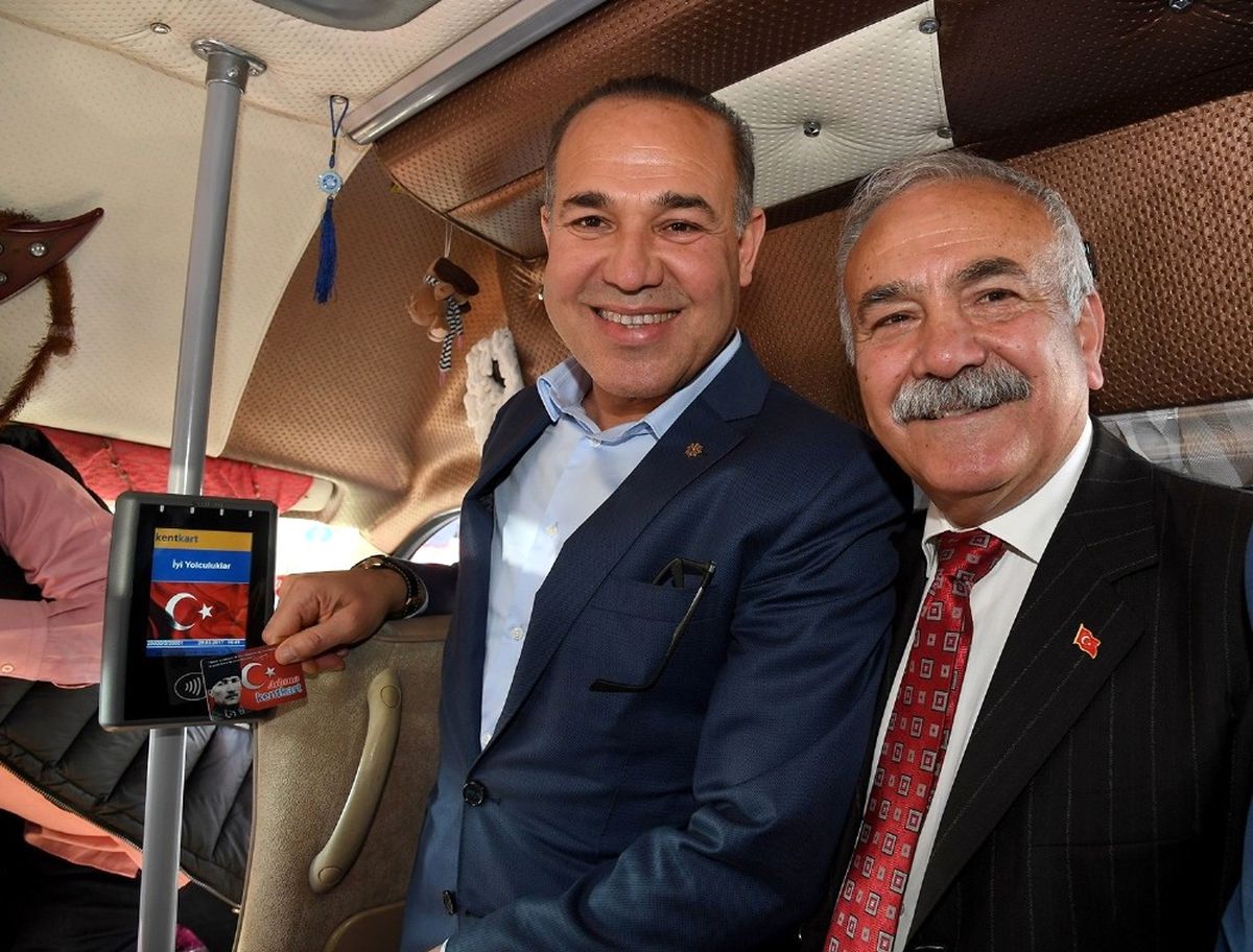 Sözlü: "Adana\'da Ulaşımı Medeni Ölçülere Kavuşturuyoruz"