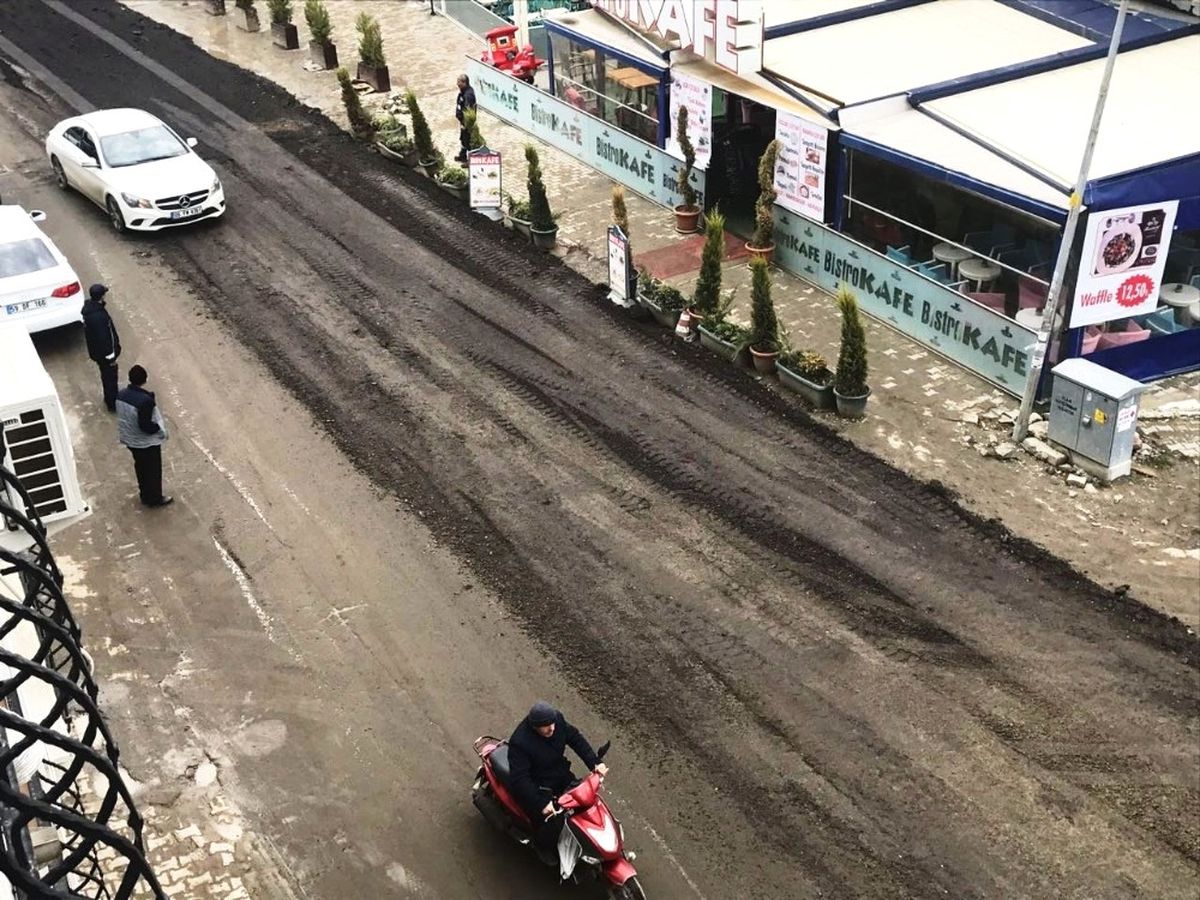 Süleymanpaşa\'da Yol Yapım ve Onarım Çalışmaları