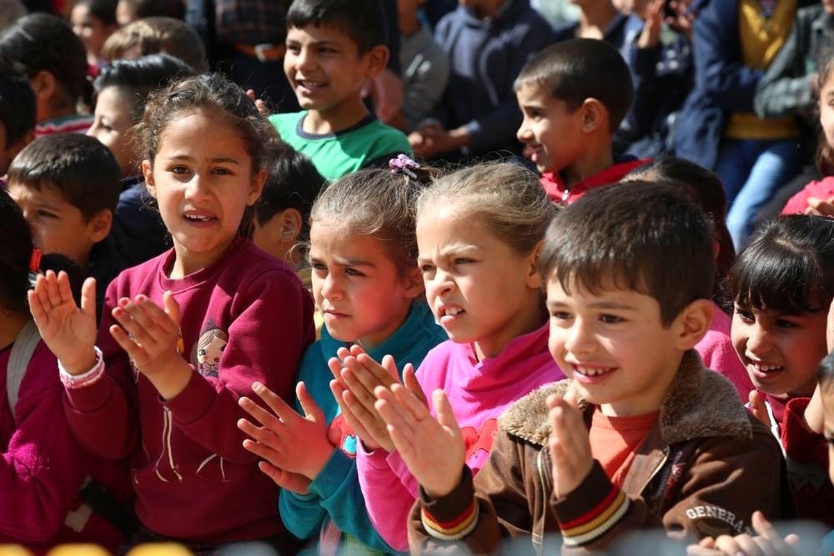 Suriyeli ve Türk Öğrencilerin Uyumu İçin Sirk Gösterisi Düzenlendi
