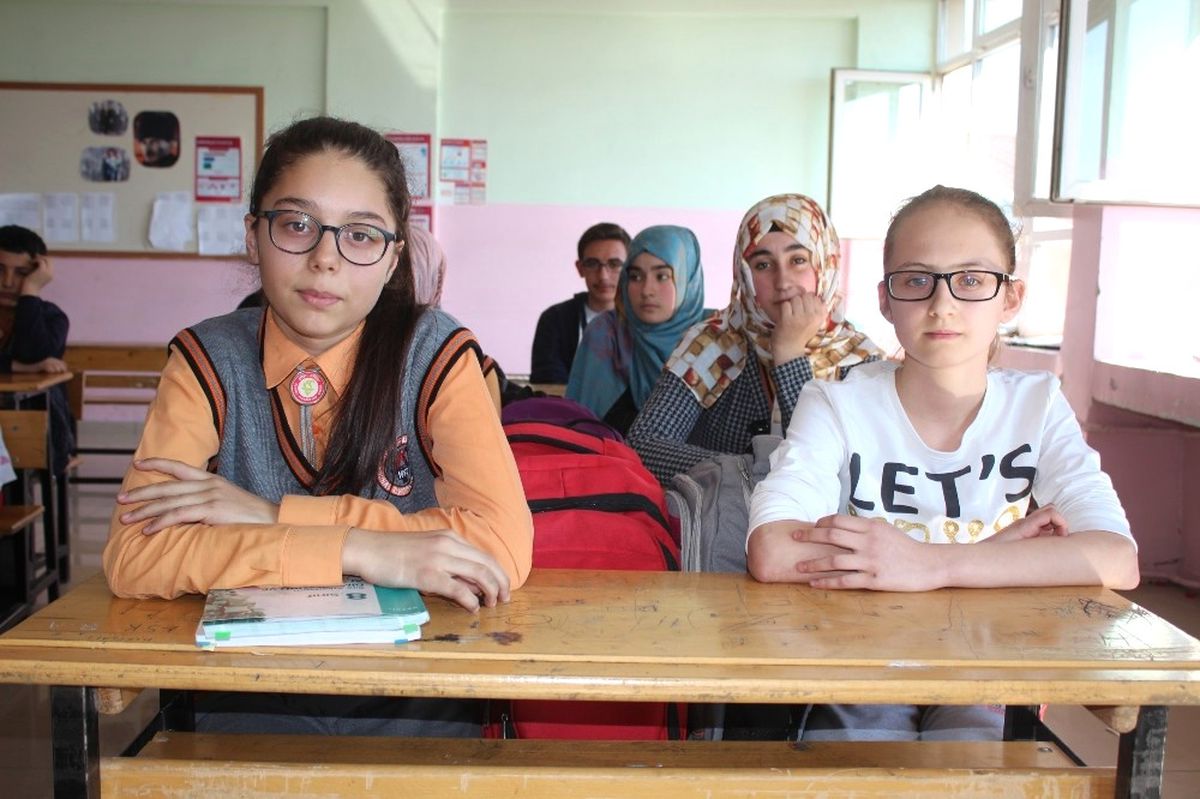 Teog Birincisi, Başbakan ile Yemek Yedi
