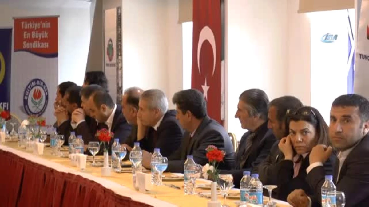 Tunceli\'de "Her Yönüyle Cumhurbaşkanlığı Sistemi" Paneli