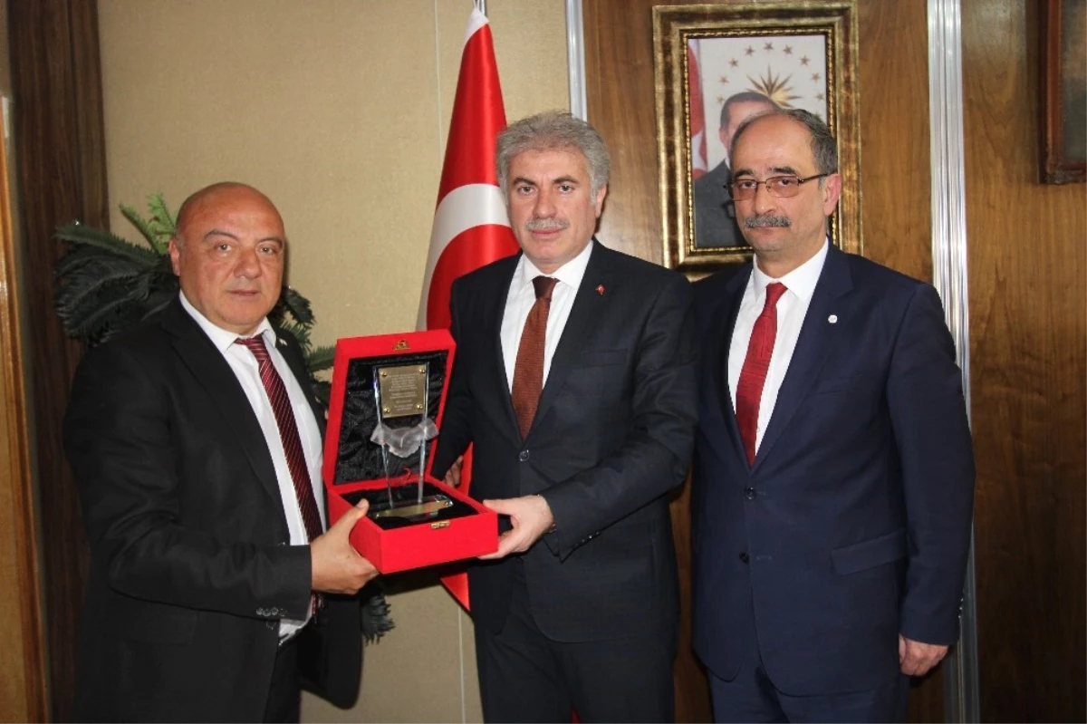 Türk Kızılayı Bayburt Şubesinden Başkan Memiş\'e Ziyaret